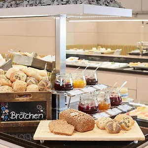 https://derag-livinghotel-dusseldorf.topcolognehotels.com